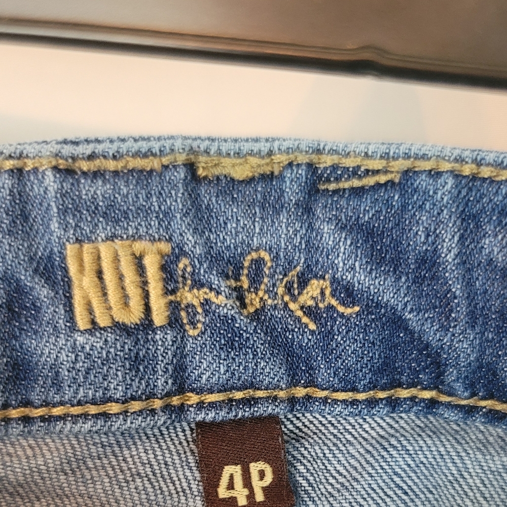 Kut from the Kloth Distress Jeans - Picture 6 of 7